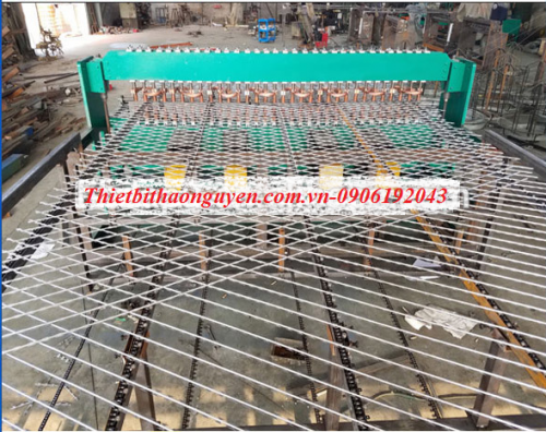 Máy hàn lưới gai